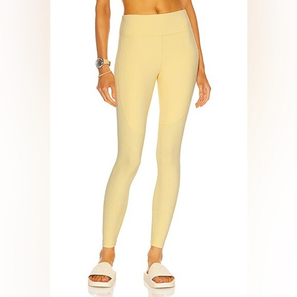 ALALA Vamp Tight Legging In Buttercup Yellow